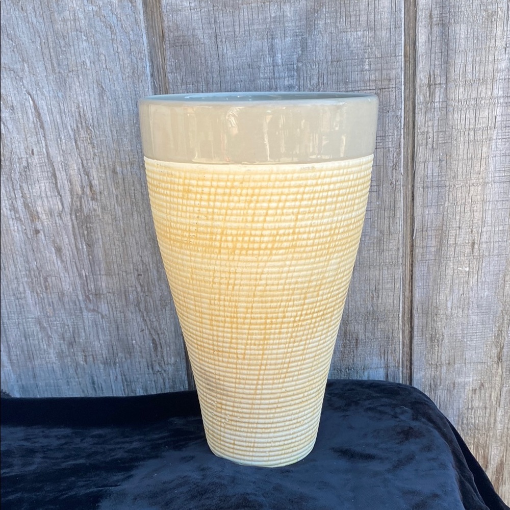 Elegant Cream Vase